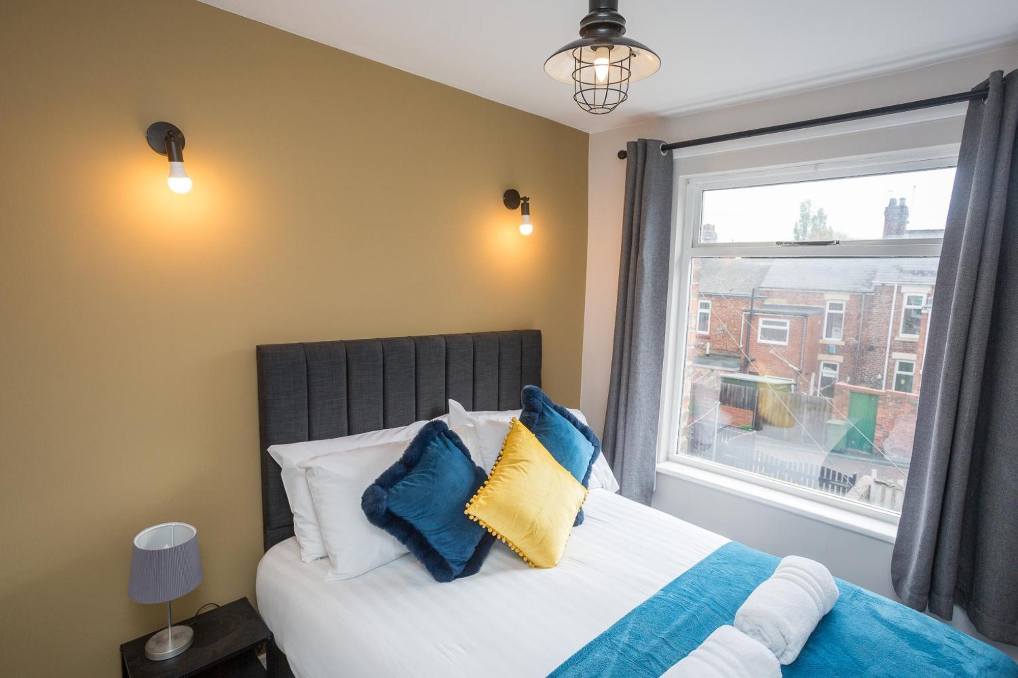 The Avenue-3 Bed Sleeps 6 Great For Contractors Villa Gateshead Exterior photo